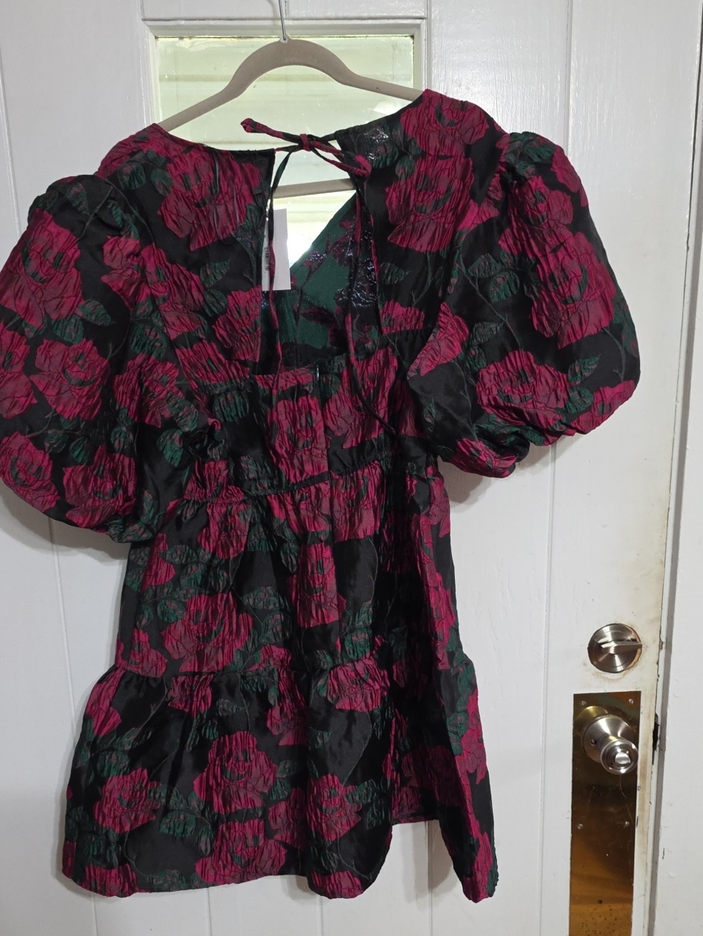 NWT SugarLips Womens Dress Knee Length Roses Poufy Sleeves Tiers Ties At Neck XL - Picture 7 of 10